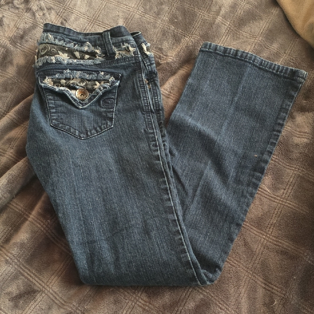 Blue Straight Leg Jeans with Decorative Stitching